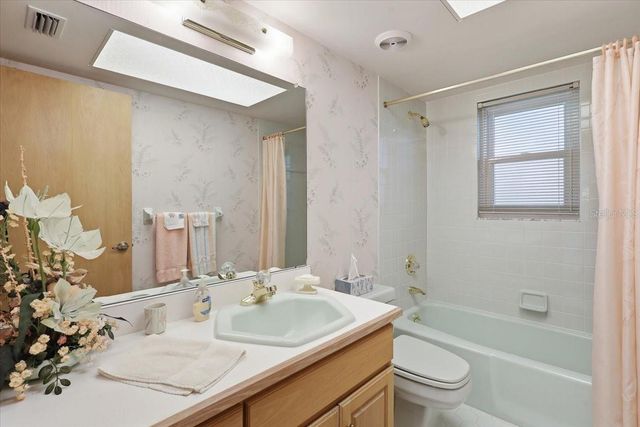 23 CHRISTOPHER COURT, Palm Coast, FL 32137