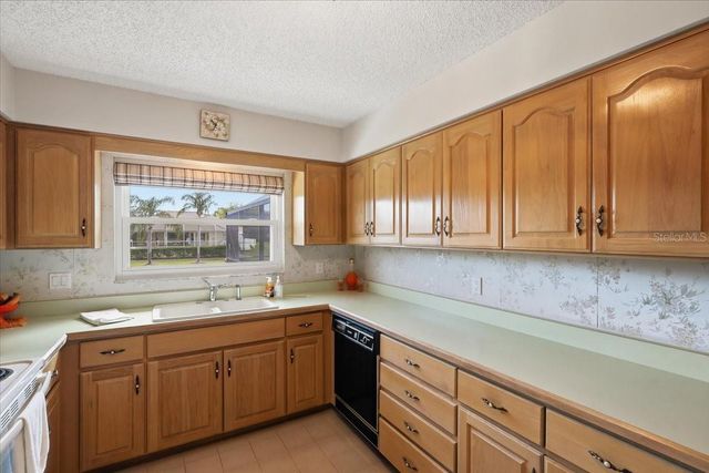 23 CHRISTOPHER COURT, Palm Coast, FL 32137