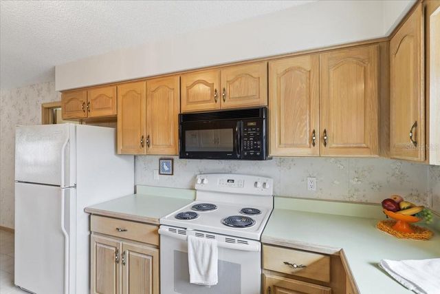 23 CHRISTOPHER COURT, Palm Coast, FL 32137