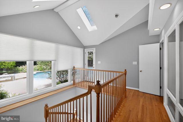 4042 DOVEVILLE LN, Fairfax, VA 22032