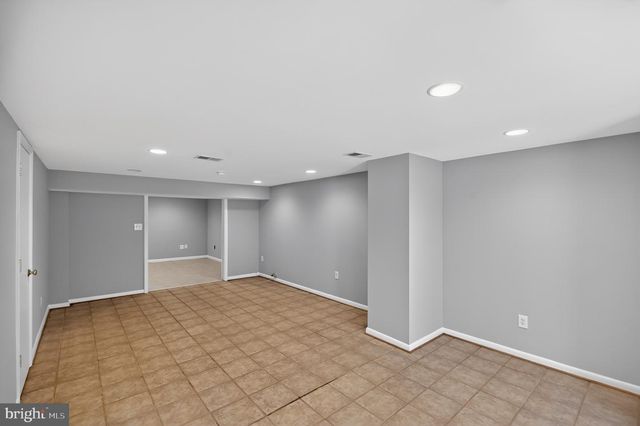4042 DOVEVILLE LN, Fairfax, VA 22032