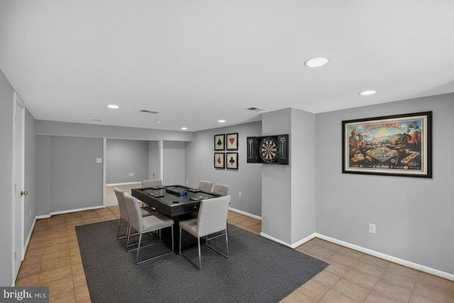 4042 DOVEVILLE LN, Fairfax, VA 22032