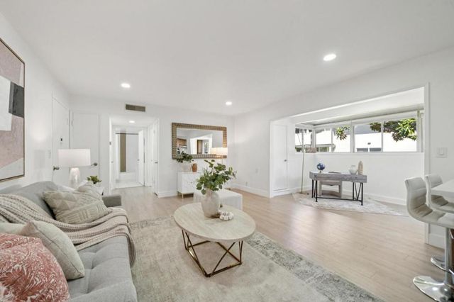 14225 Lora 21, Los Gatos, CA 95032