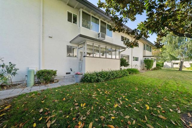 14225 Lora 21, Los Gatos, CA 95032
