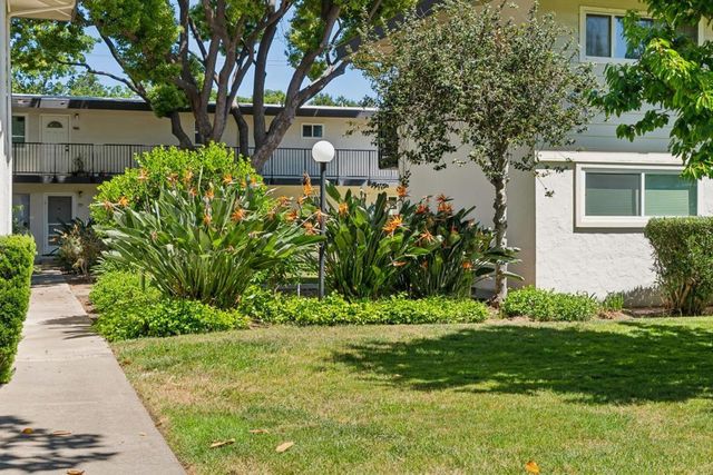 14225 Lora 21, Los Gatos, CA 95032