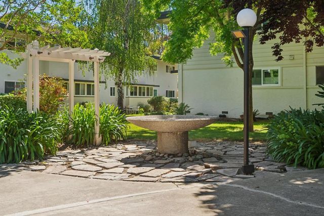 14225 Lora 21, Los Gatos, CA 95032