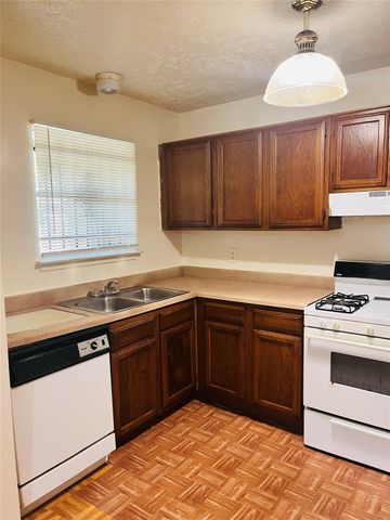 16633 Gold Ridge Lane, Houston, TX 77053