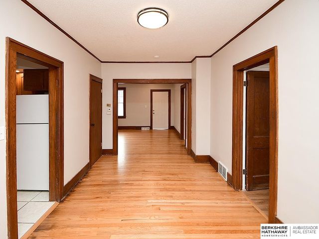 3034 Ida Street, Omaha, NE 68112