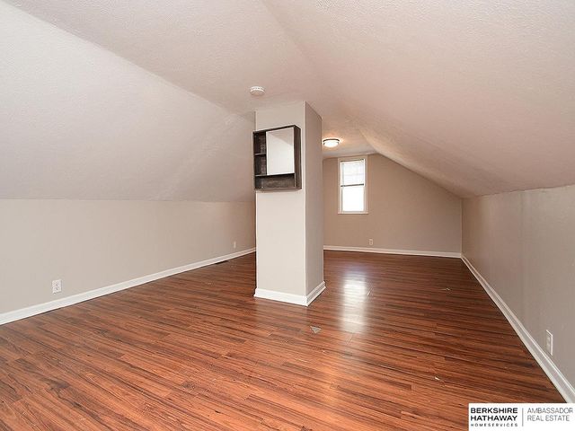 3034 Ida Street, Omaha, NE 68112