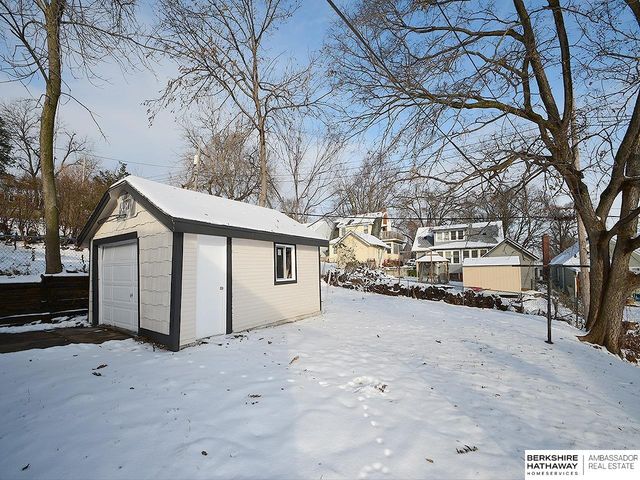 3034 Ida Street, Omaha, NE 68112