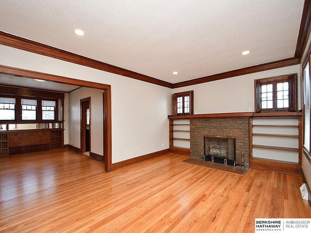 3034 Ida Street, Omaha, NE 68112