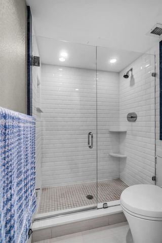 2655 Collins Ave 2211, Miami Beach, FL 33140