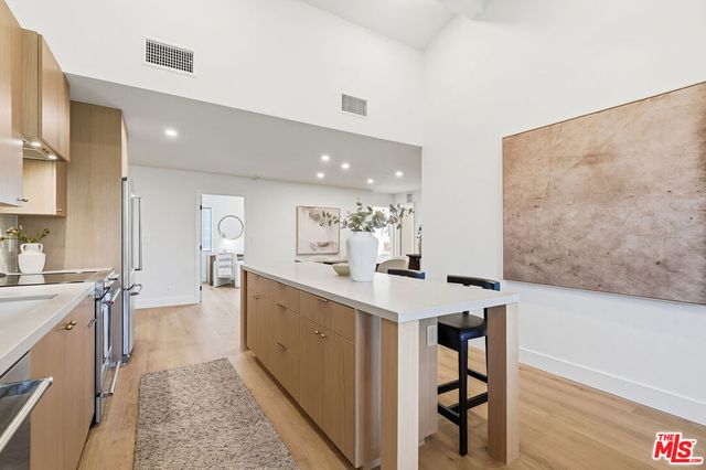 4600 Via Dolce 305, Marina Del Rey, CA 90292