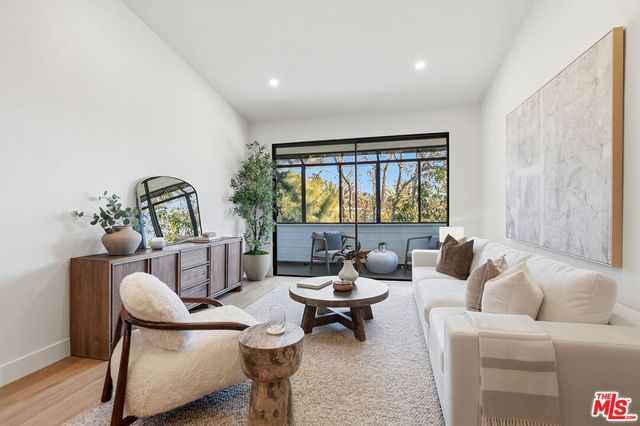 4600 Via Dolce 305, Marina Del Rey, CA 90292