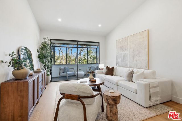 4600 Via Dolce 305, Marina Del Rey, CA 90292