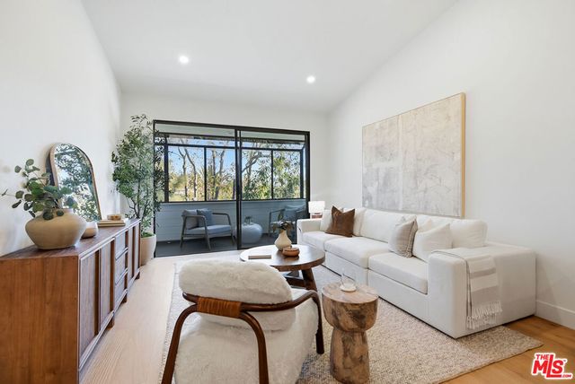 4600 Via Dolce 305, Marina Del Rey, CA 90292