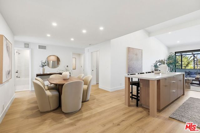 4600 Via Dolce 305, Marina Del Rey, CA 90292
