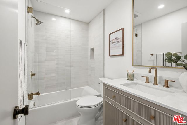 4600 Via Dolce 305, Marina Del Rey, CA 90292