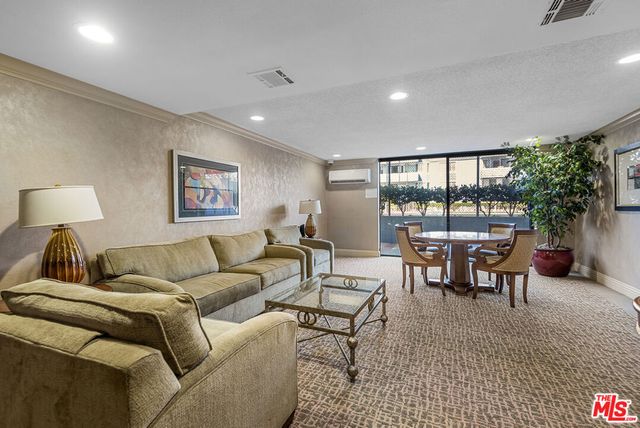 4600 Via Dolce 305, Marina Del Rey, CA 90292