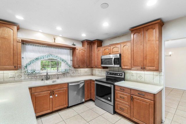 5313 Colbright Road, Lake Worth, FL 33467