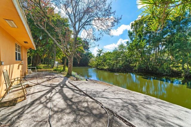 5313 Colbright Road, Lake Worth, FL 33467