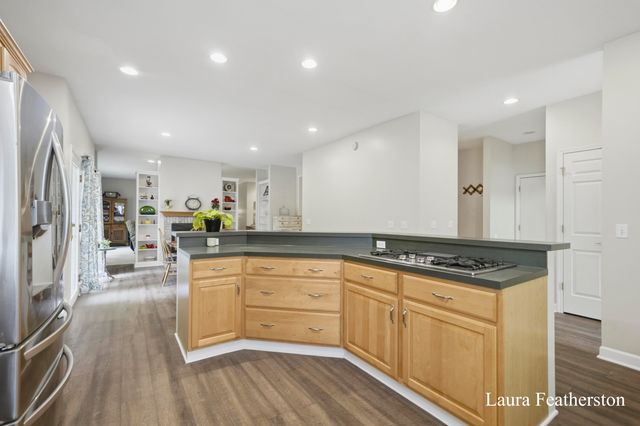 2291 Burton Pines Drive Se, City Of Kentwood, MI 49546