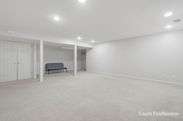 2291 Burton Pines Drive Se, City Of Kentwood, MI 49546