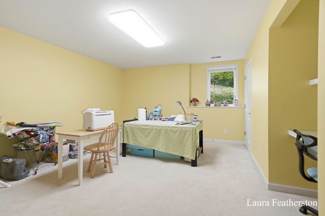2291 Burton Pines Drive Se, City Of Kentwood, MI 49546