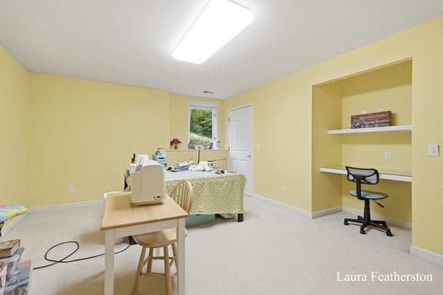 2291 Burton Pines Drive Se, City Of Kentwood, MI 49546