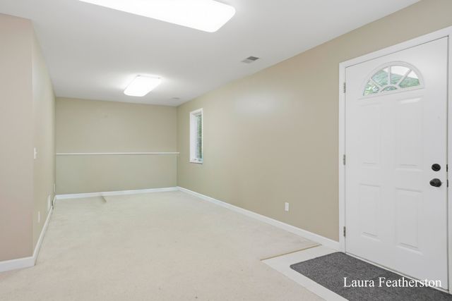 2291 Burton Pines Drive Se, City Of Kentwood, MI 49546