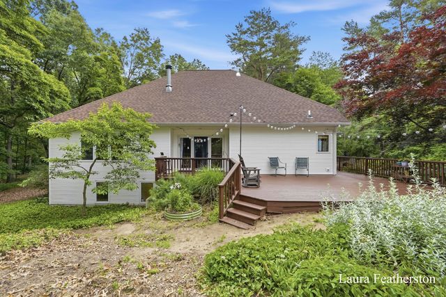 2291 Burton Pines Drive Se, City Of Kentwood, MI 49546