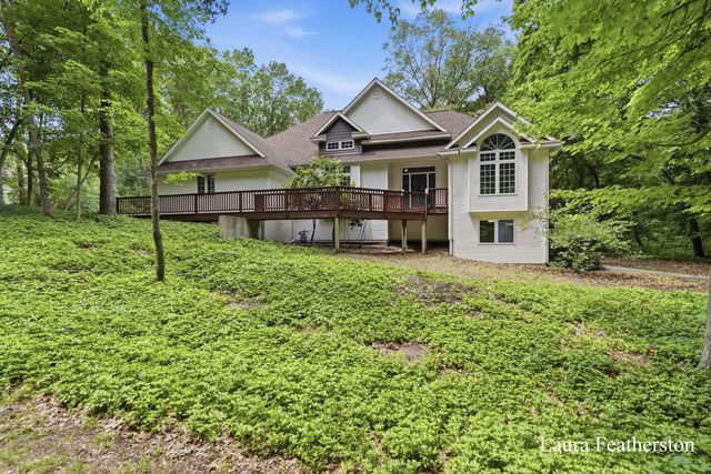 2291 Burton Pines Drive Se, City Of Kentwood, MI 49546