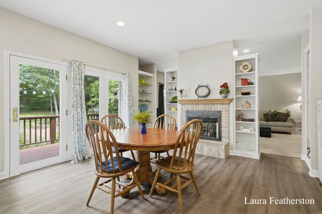 2291 Burton Pines Drive Se, City Of Kentwood, MI 49546