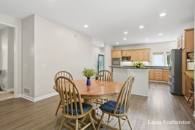 2291 Burton Pines Drive Se, City Of Kentwood, MI 49546