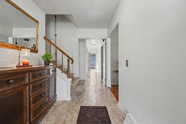 3121 Fleetwood Drive, Portage, MI 49024