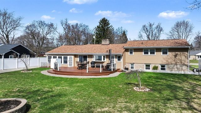 3121 Fleetwood Drive, Portage, MI 49024