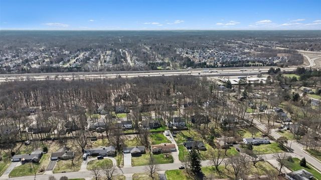 3121 Fleetwood Drive, Portage, MI 49024