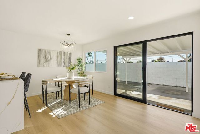 10521 Cedros Avenue, San Fernando, CA 91345