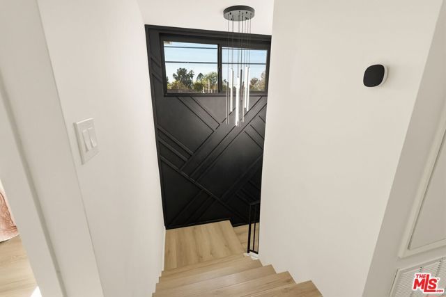 10521 Cedros Avenue, San Fernando, CA 91345