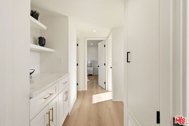 10521 Cedros Avenue, San Fernando, CA 91345