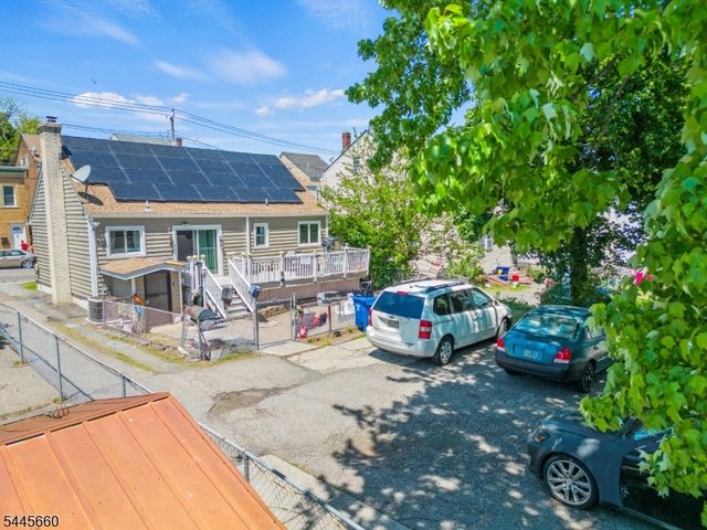62 Front St, Paterson City, NJ 07522