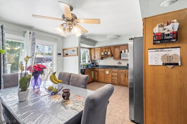 62 Front St, Paterson City, NJ 07522