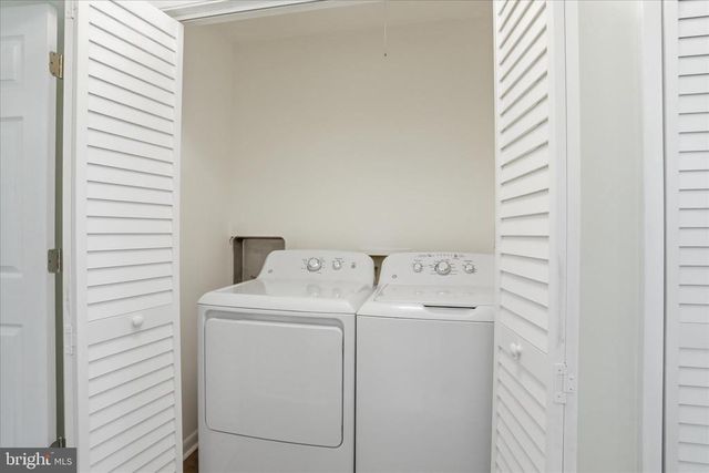 2391 HOLLY SPRINGS RD, Amissville, VA 20106