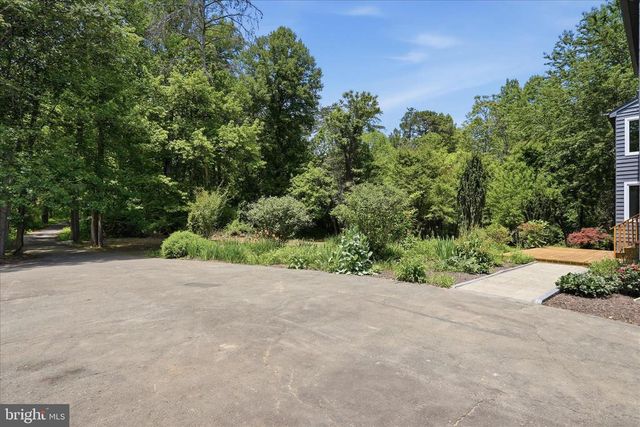 2391 HOLLY SPRINGS RD, Amissville, VA 20106