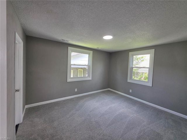 3104 Winchester DR, Portsmouth, VA 23707