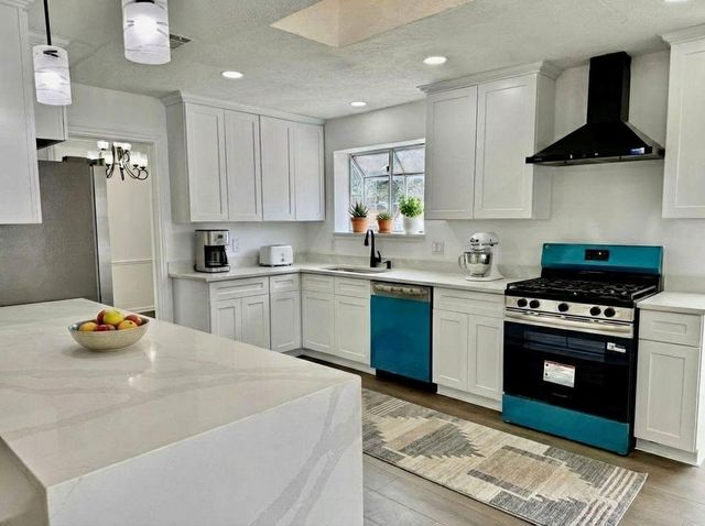 12834 Glenwolde Drive, Houston, TX 77099