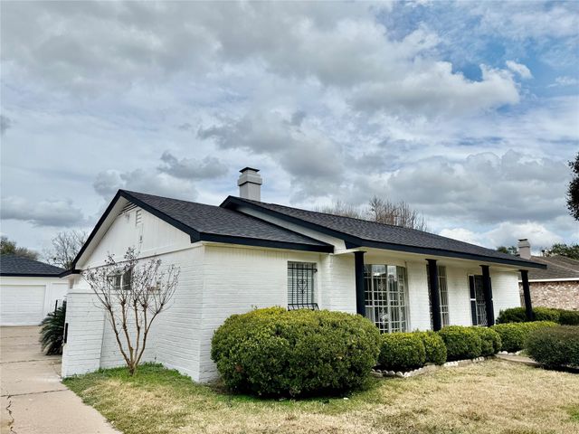 12834 Glenwolde Drive, Houston, TX 77099