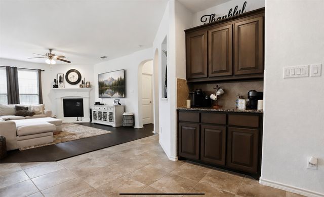 2452 Clay Creek Lane, Fort Worth, TX 76177