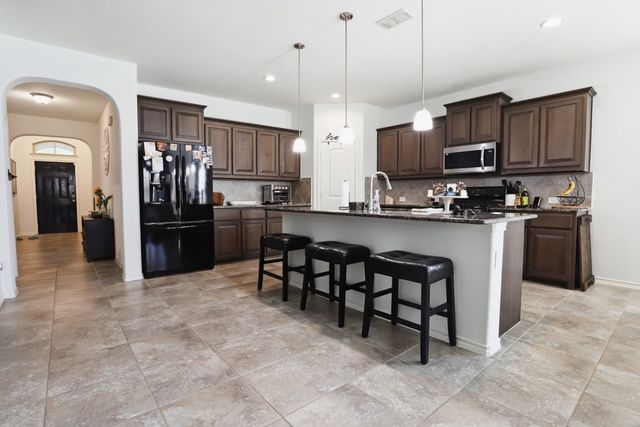 2452 Clay Creek Lane, Fort Worth, TX 76177