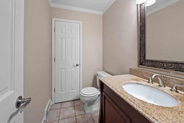 7545 WHEATLEY DR, Germantown, TN 38138